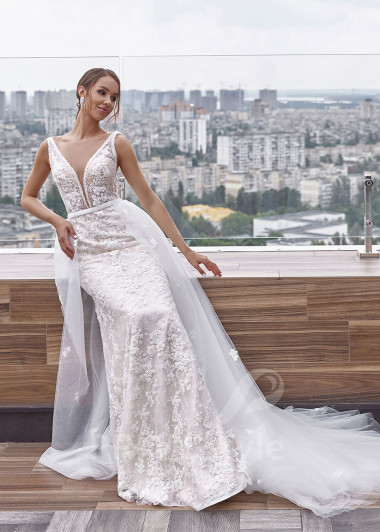 Celočipkované svadobné šaty s hlbokým výstrihom RC2503 | PRIMESTYLE.SK