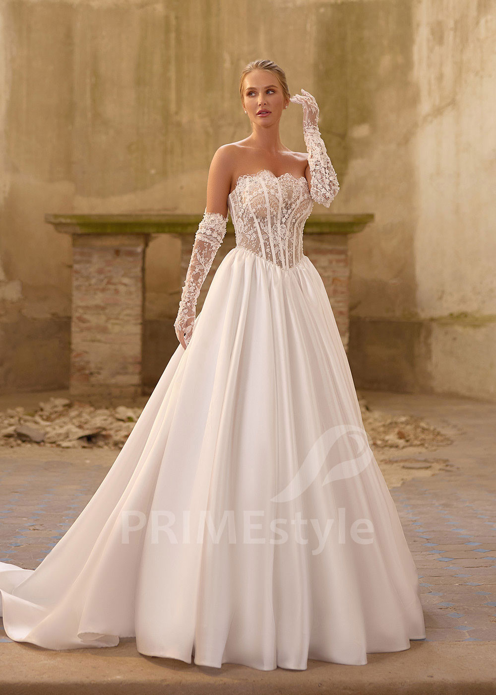 Princeznovské čipkované svadobné šaty RS1265