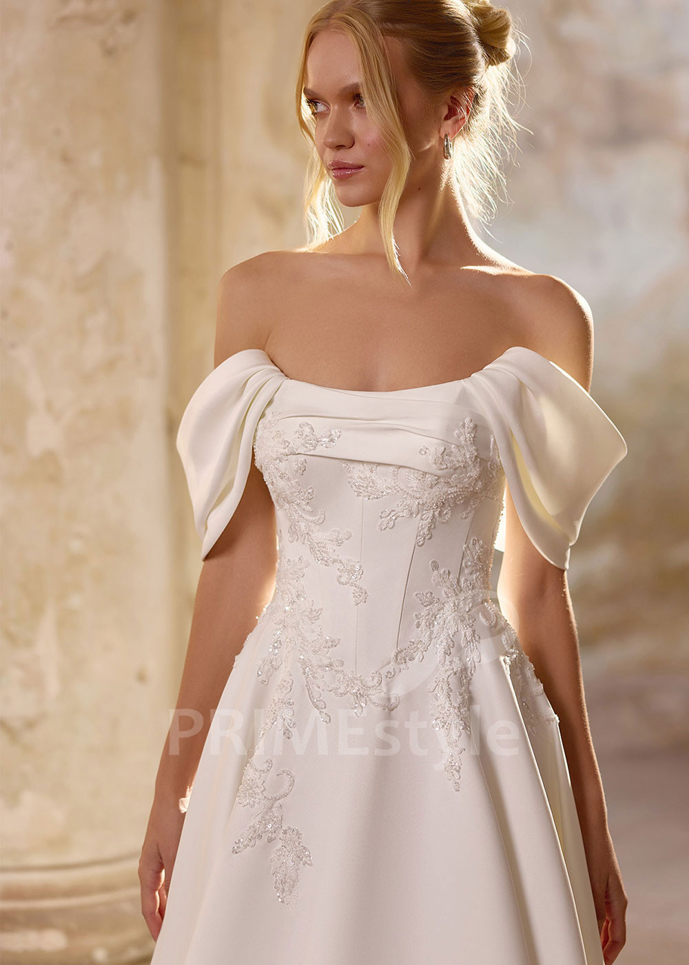 Elegantné svadobné šaty so spadnutými ramienkami RS1267