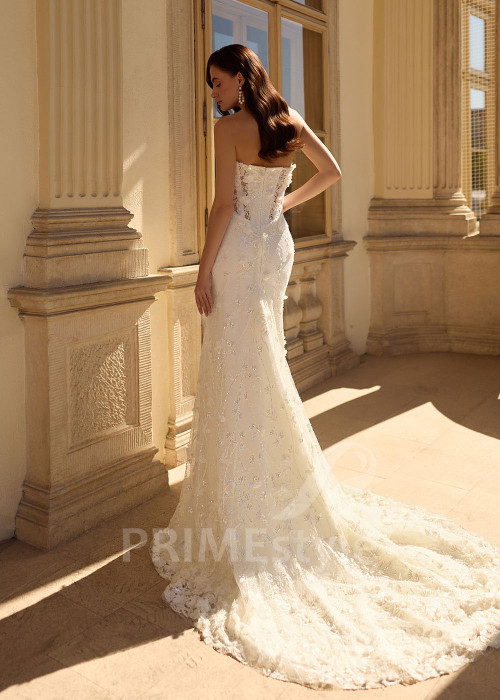 Extravagantné svadobné šaty s tylovým plášťom RC3006