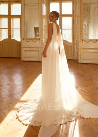 Extravagantné svadobné šaty so samostatnými rukávmi | PRIMESTYLE.SK