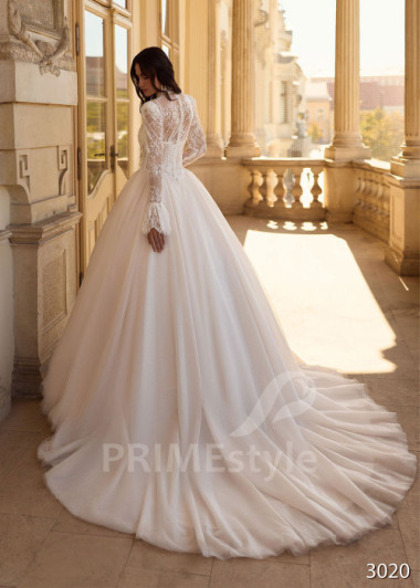 Luxusné svadobné šaty s čipkovaným rukávom RC3020 | PRIMESTYLE.SK