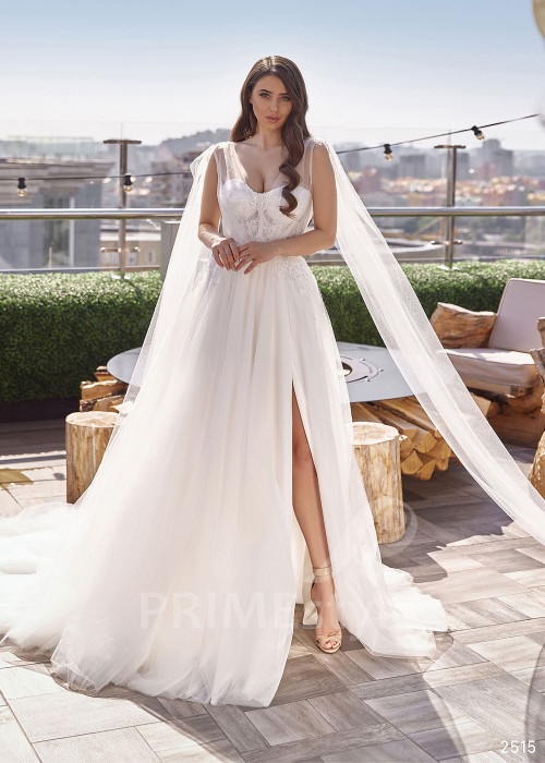 Extravagantné tylové svadobné šaty RC2515