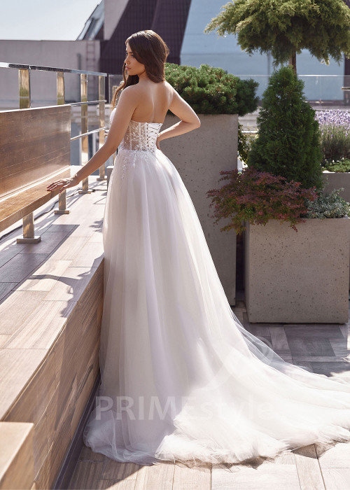 Extravagantné tylové svadobné šaty RC2515