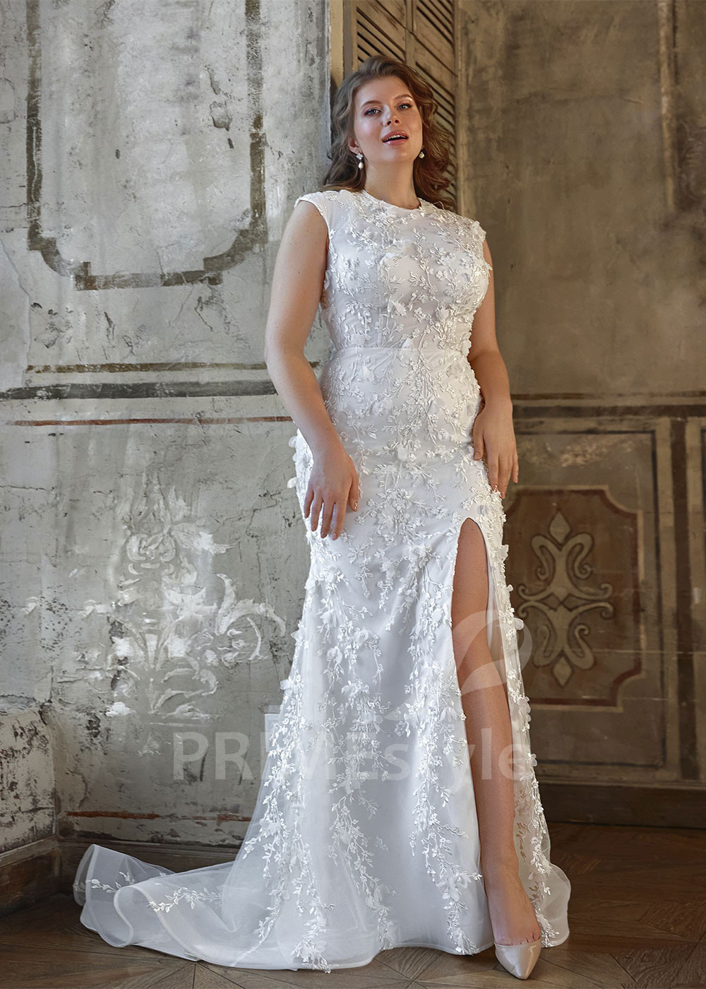 Zoštíhľujúce svadobné šaty pre moletky Norah