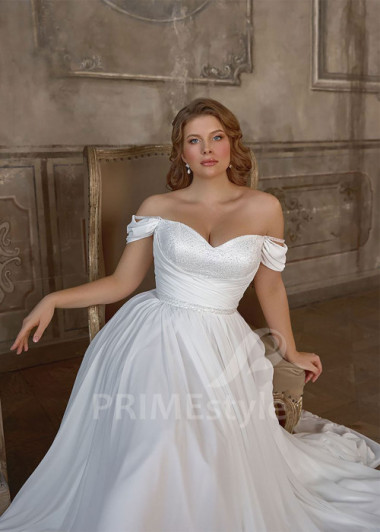 Zoštíhľujúce svadobné šaty pre moletky Nancy | PRIMESTYLE.SK