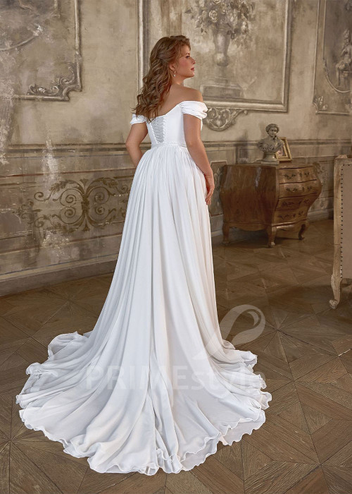 Zoštíhľujúce svadobné šaty pre moletky Nancy