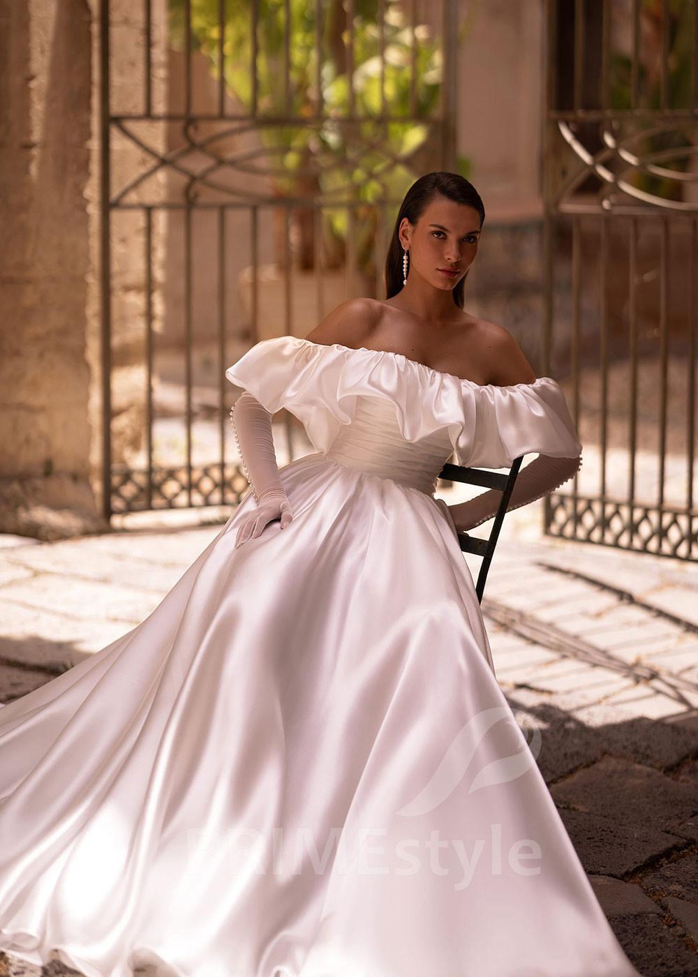 Luxusné extravagantné svadobné šaty VO001