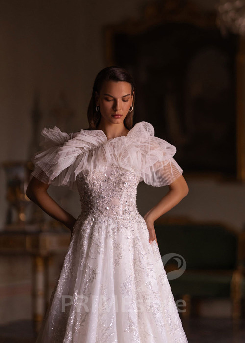 Luxusné extravagantné svadobné šaty VO008