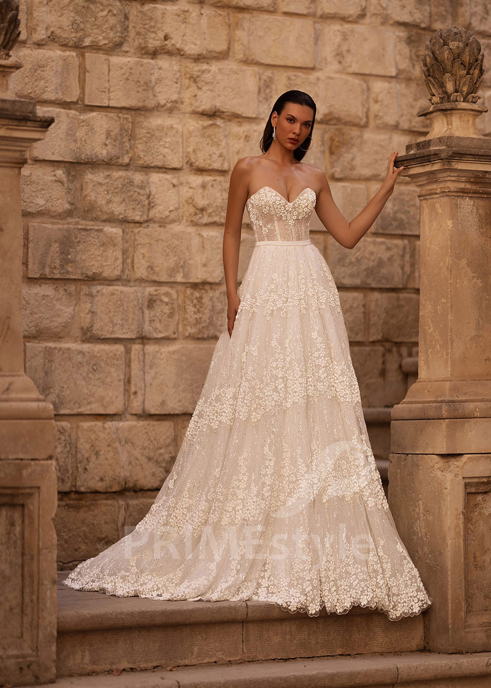 Luxusné princeznovské svadobné šaty VO013