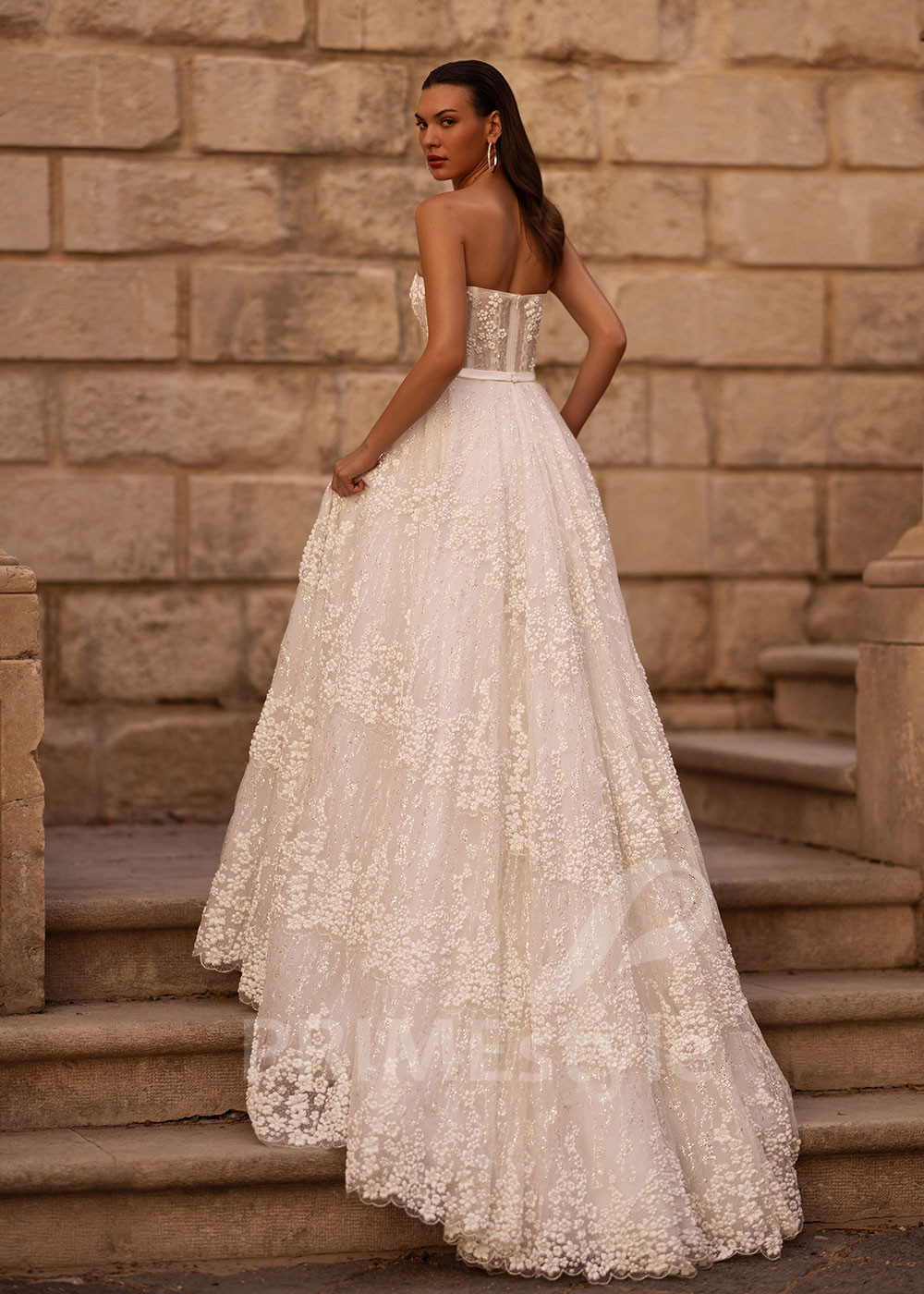 Luxusné princeznovské svadobné šaty VO013