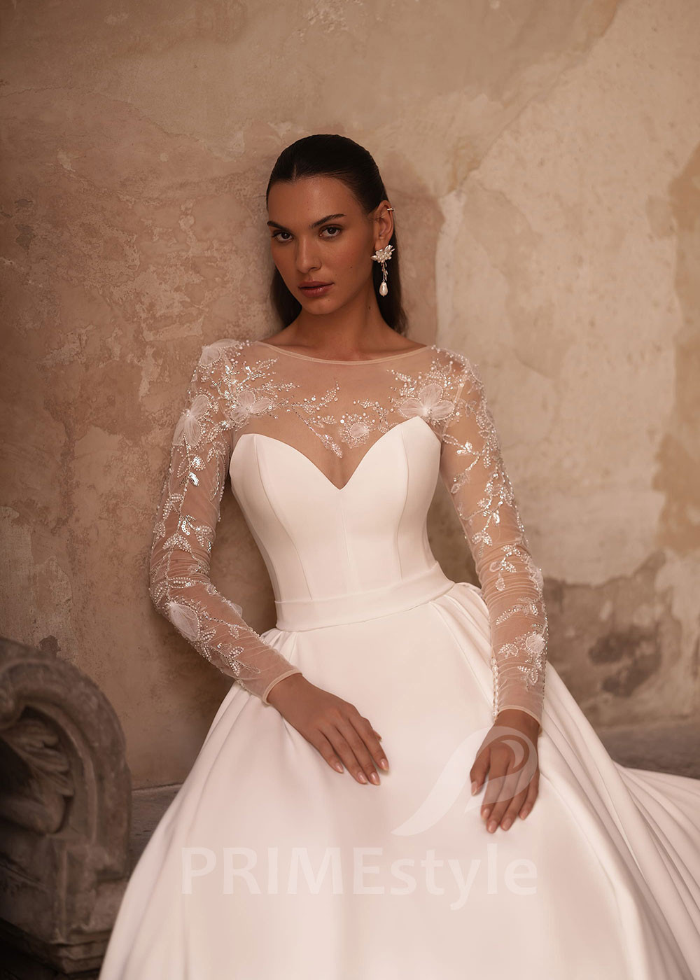 Luxusné elegantné svadobné šaty VO014