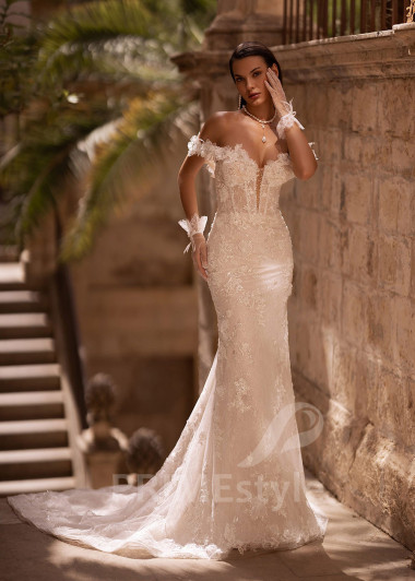 Luxusné úzke svadobné šaty VO015