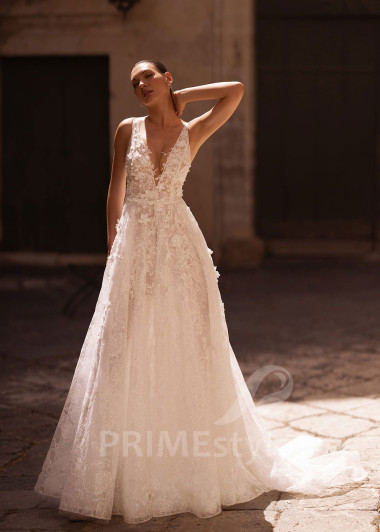 Luxusné čipkované svadobné šaty VO027