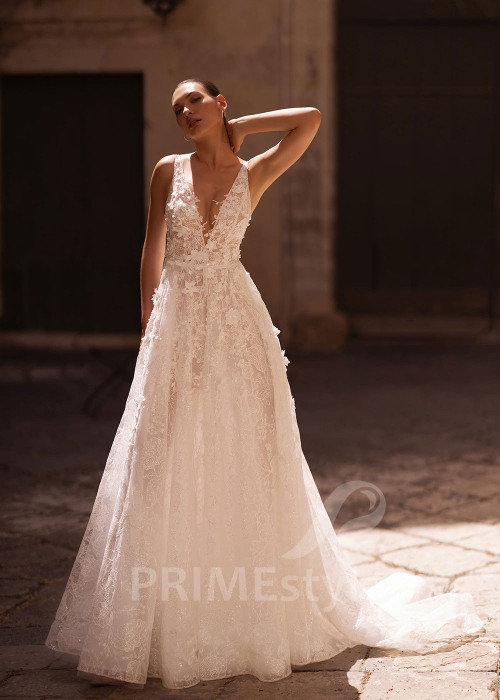 Luxusné čipkované svadobné šaty VO027
