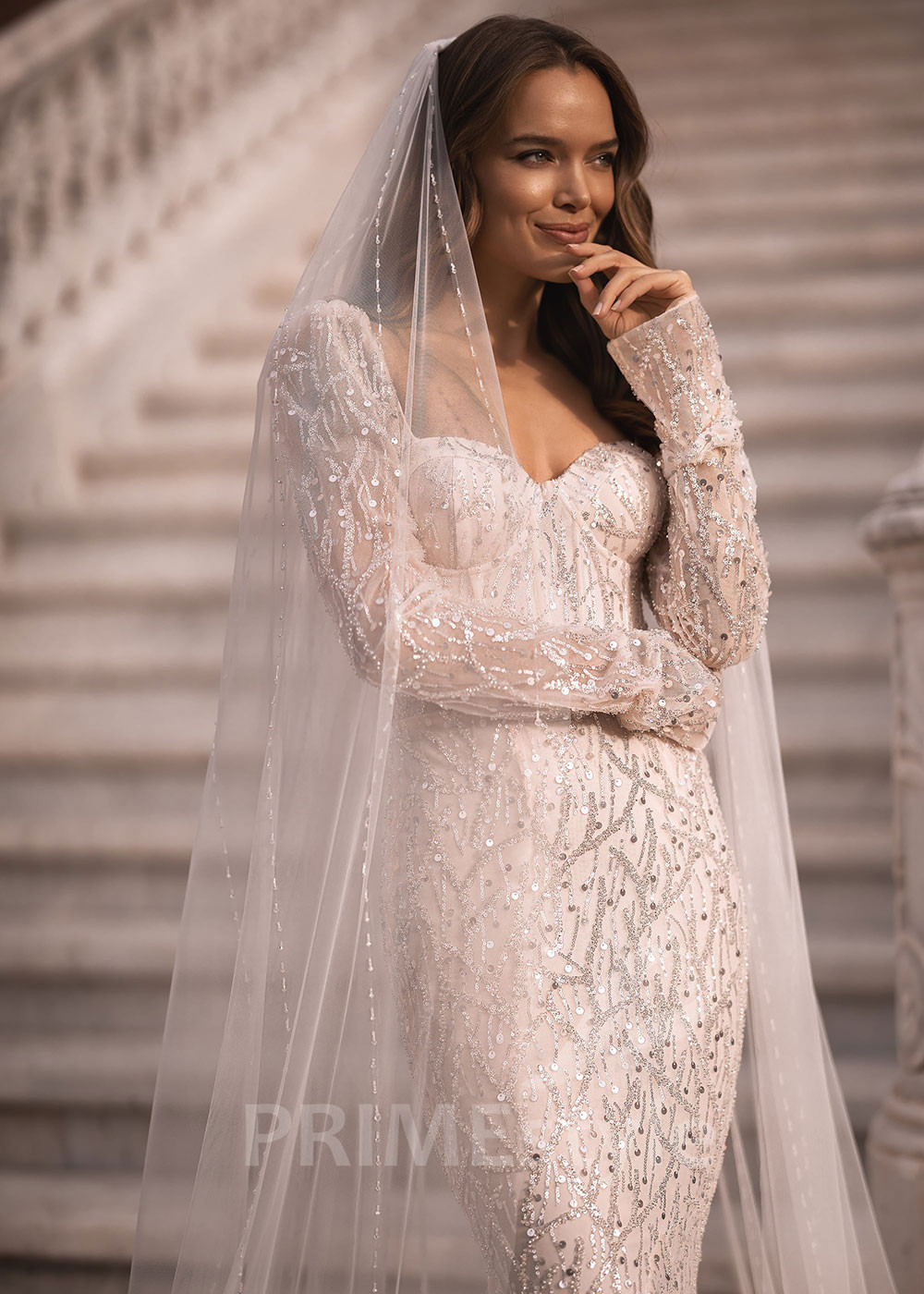 Luxusné trblietavé svadobné šaty VR005