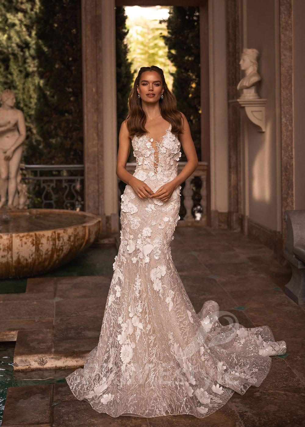 Luxusné extravagantné svadobné šaty VR006