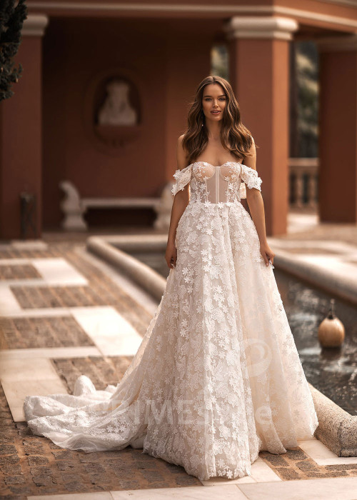 Luxusné romantické svadobné šaty VR011