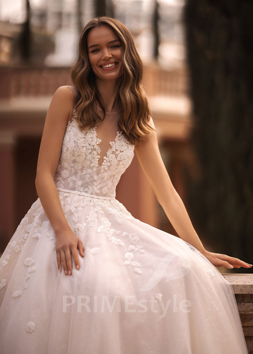 Luxusné romantické svadobné šaty VR024