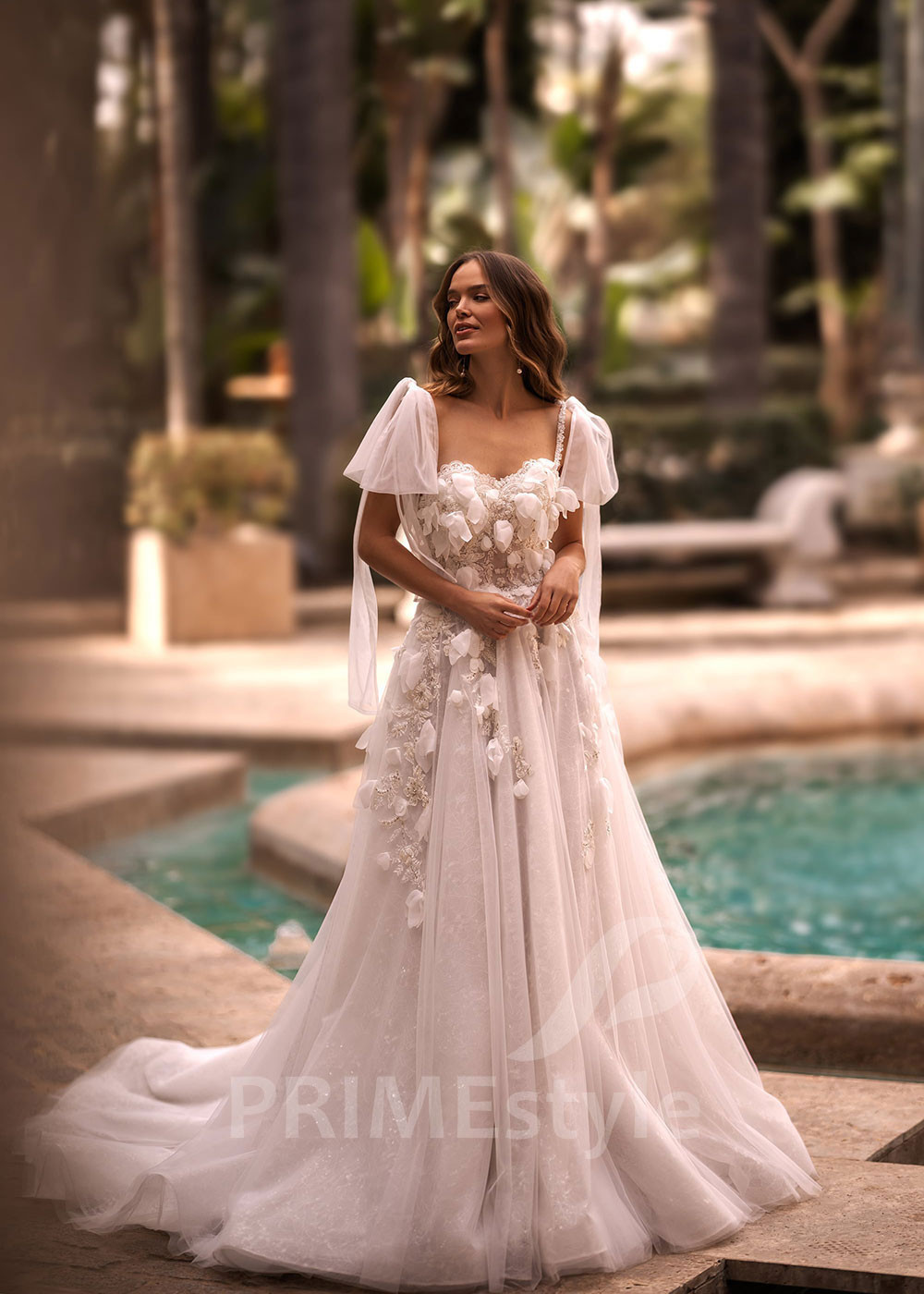 Luxusné extravagantné svadobné šaty VR026