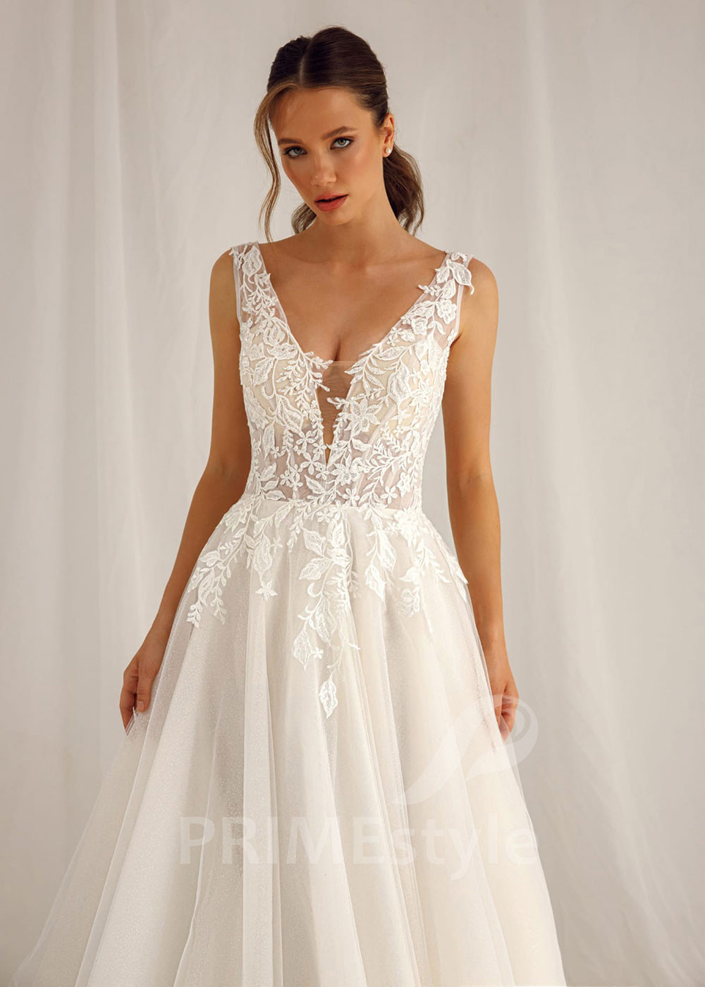 Elegantné čipkované svadobné šaty Aurora