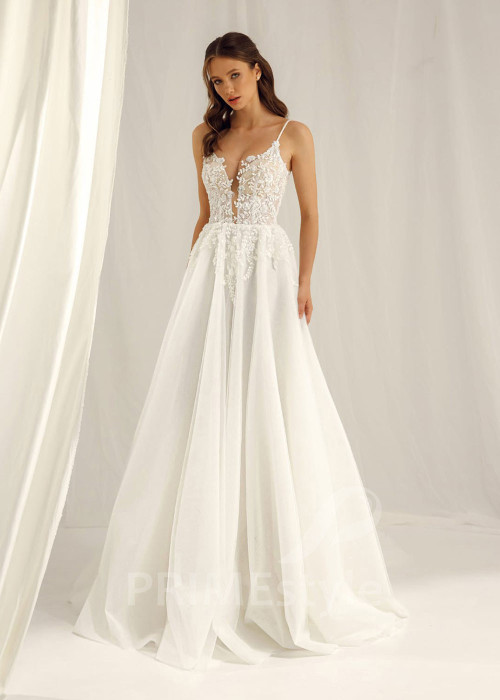 Jednoduché čipkované svadobné šaty Grace