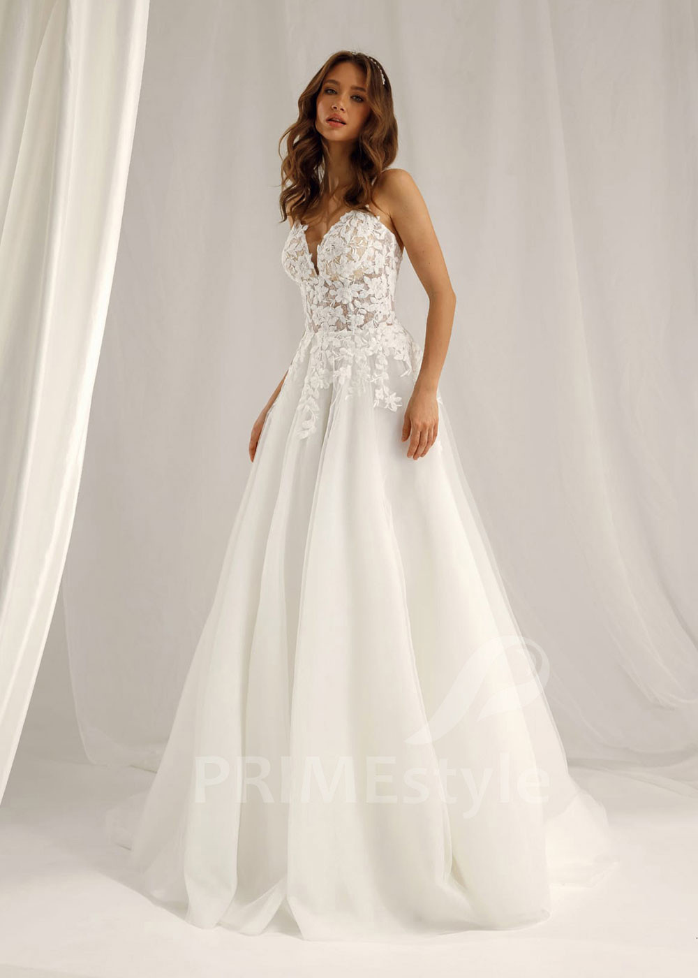 Elegantné kvetované svadobné šaty Milla