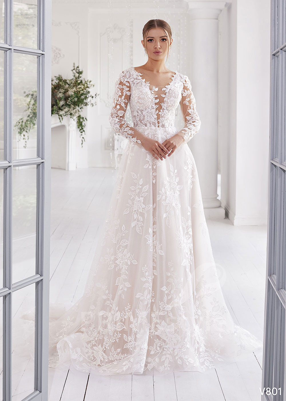 Luxusné krajkové svadobné šaty RS801