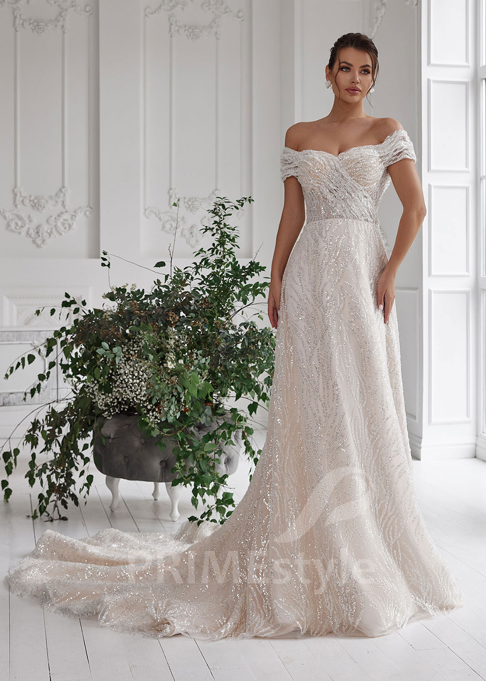 Luxusné trblietavé svadobné šaty RS802