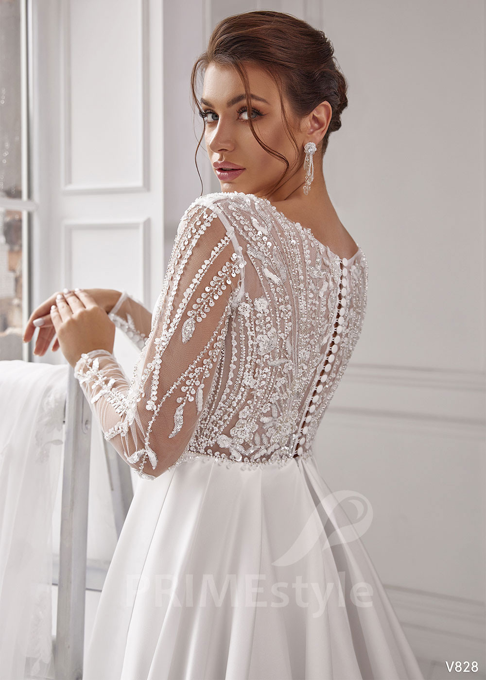 Elegantné hladké svadobné šaty RS828