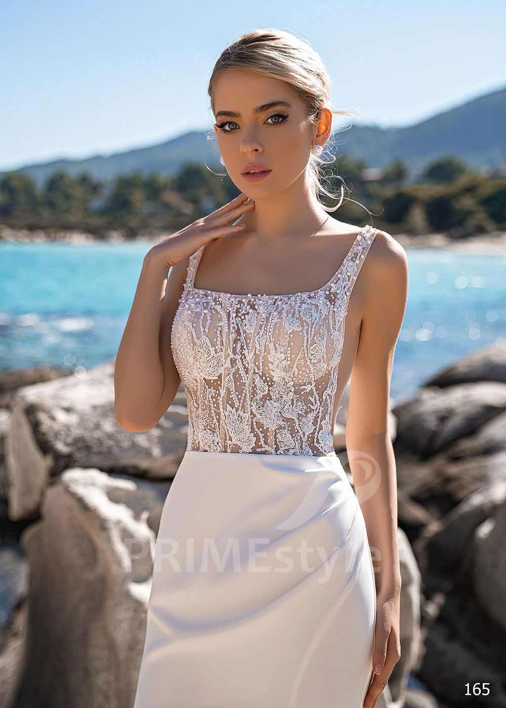 Extravagantné sexy svadobné šaty EMS165