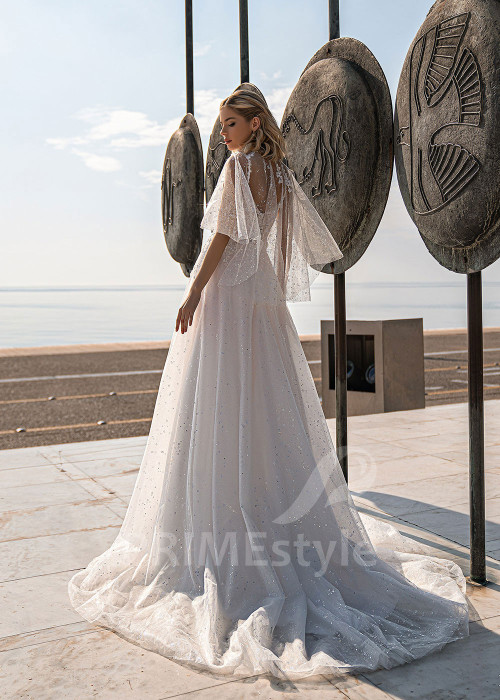 Luxusné romantické svadobné šaty EMS166