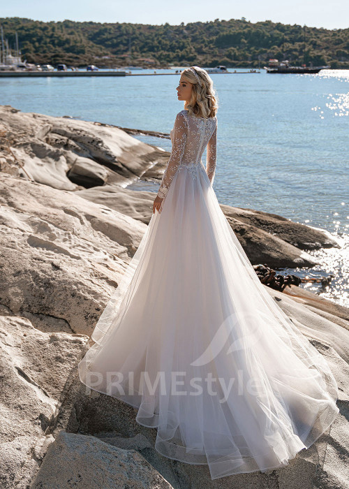 Elegantné čipkované svadobné šaty EMS169