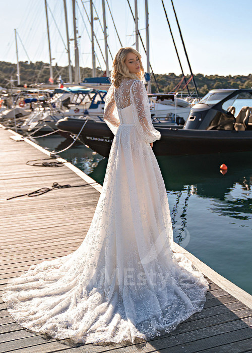 Luxusné celočipkované svadobné šaty EMS172