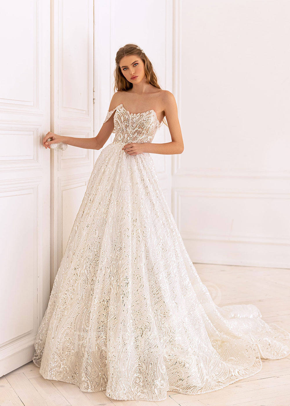 Luxusné trblietavé svadobné šaty BS005