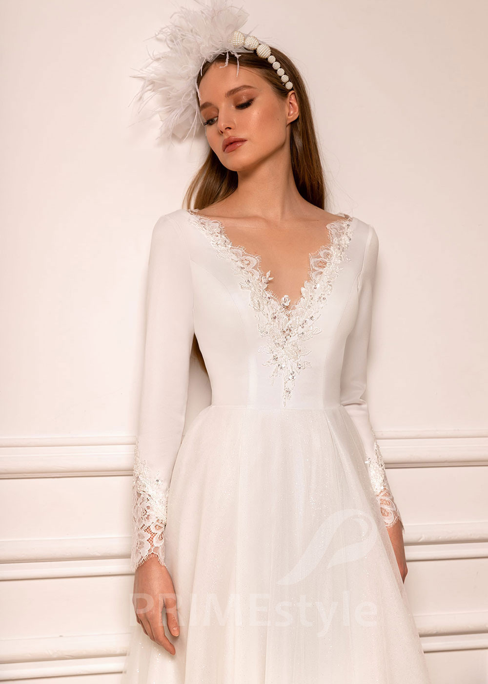 Luxusné čipkované svadobné šaty BS010