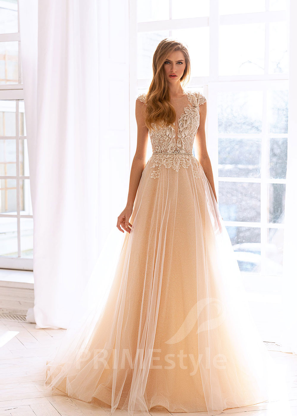 Elegantné tylové svadobné šaty BS016