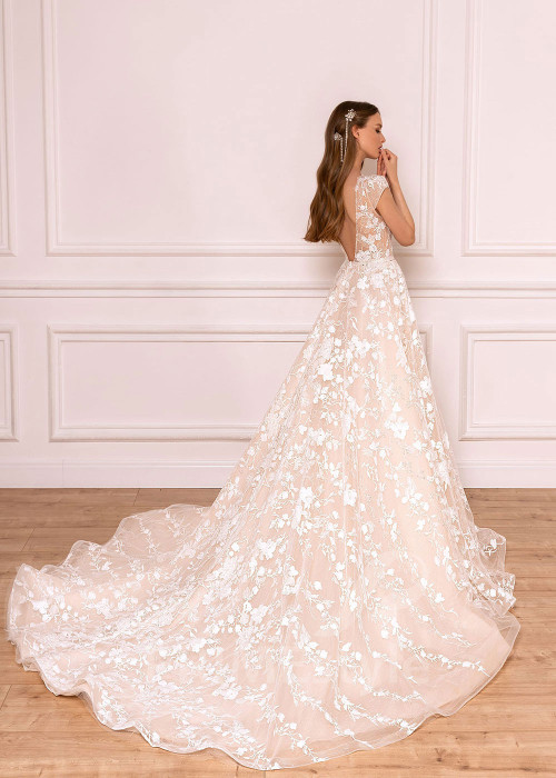 Luxusné celočipkované svadobné šaty BS030