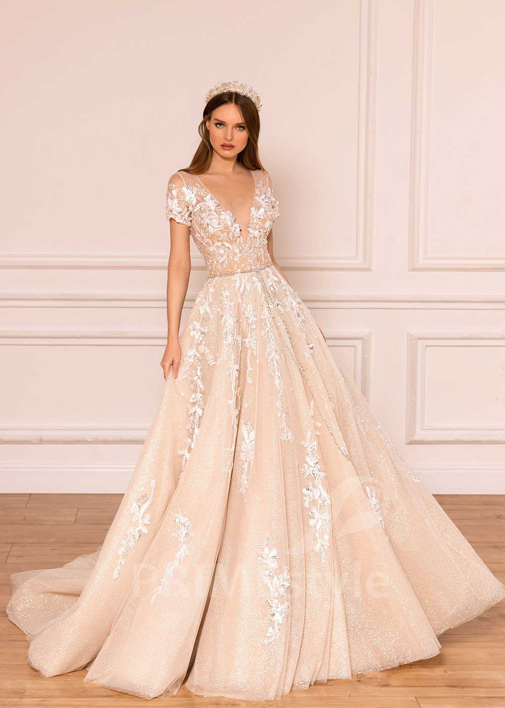 Luxusné celočipkované svadobné šaty BS032