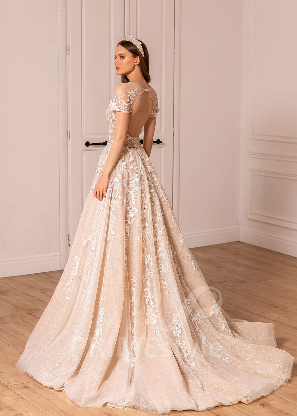 Luxusné celočipkované svadobné šaty BS032