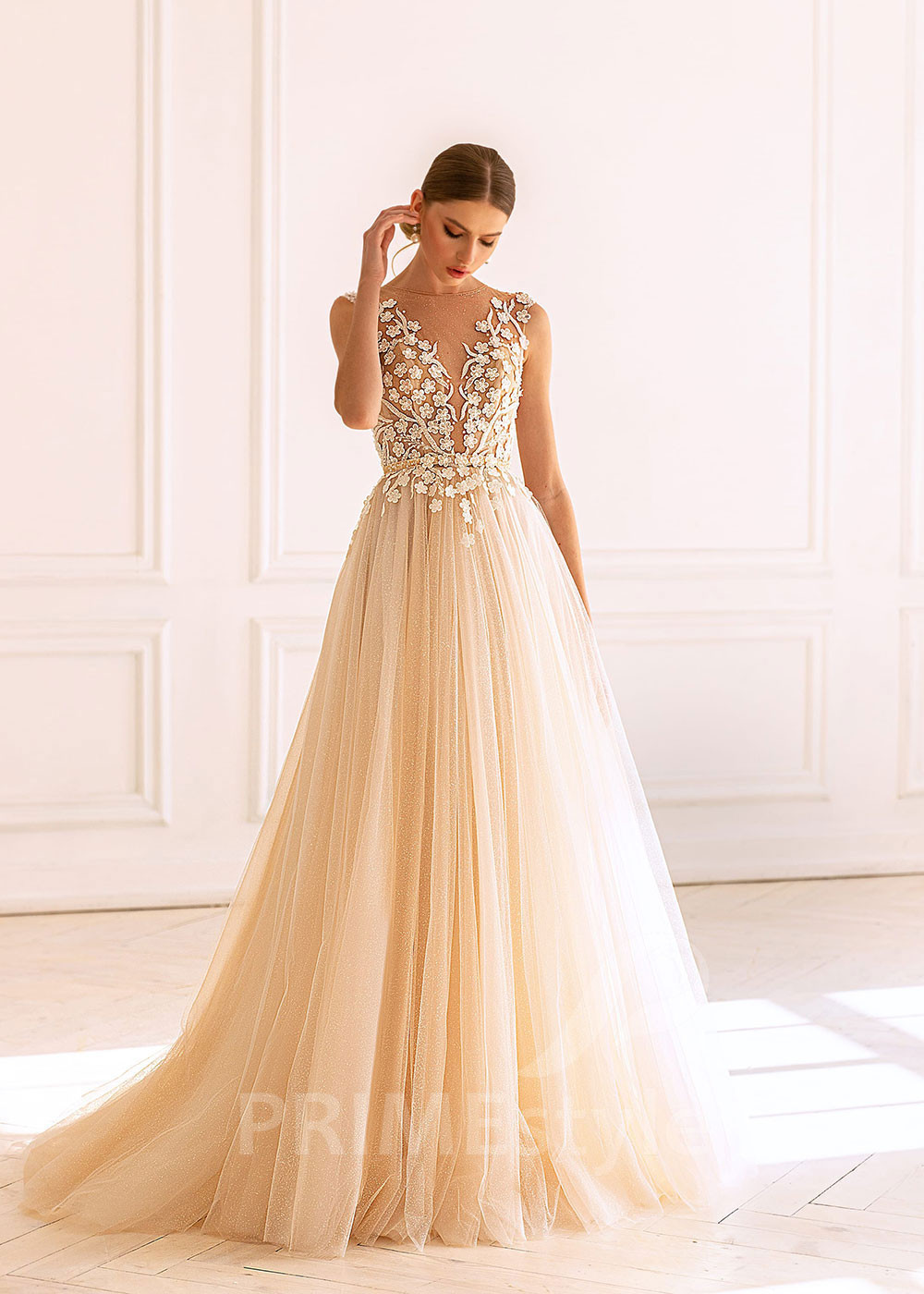 Luxusné kvetované svadobné šaty BS041