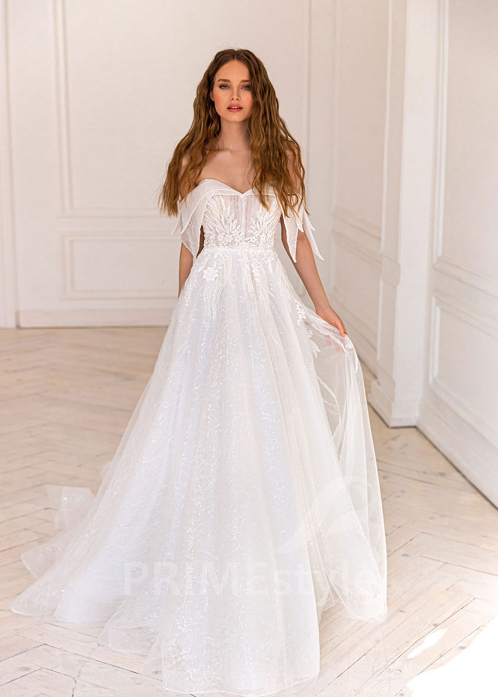 Extravagantné trblietavé svadobné šaty BS043