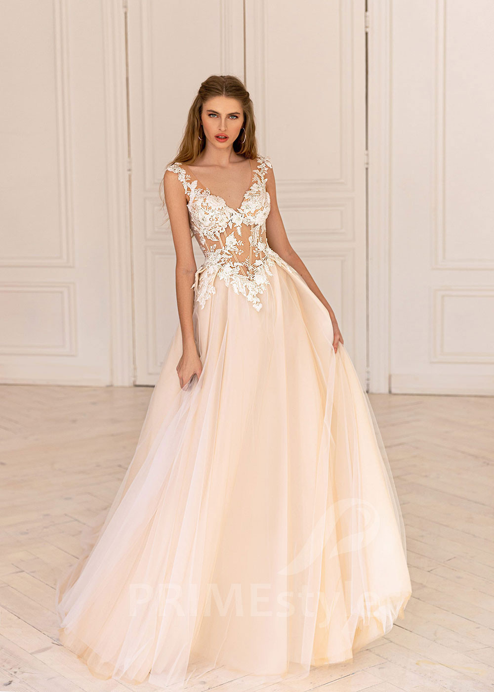 Luxusné čipkované svadobné šaty BS044