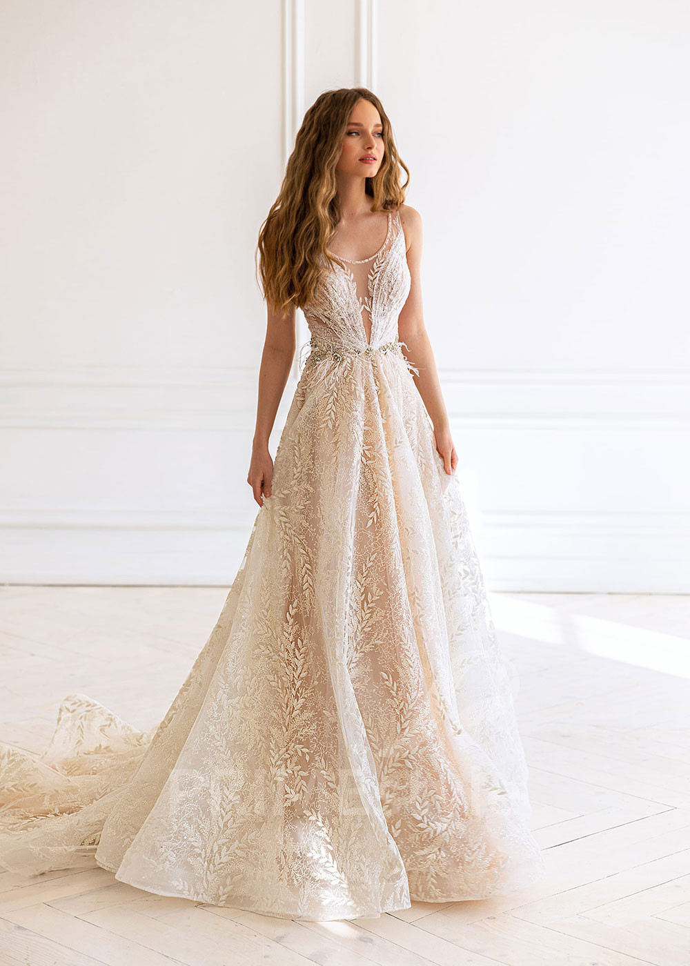 Luxusné celočipkované svadobné šaty BS045