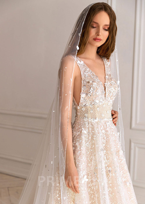 Luxusné celočipkované svadobné šaty BS052