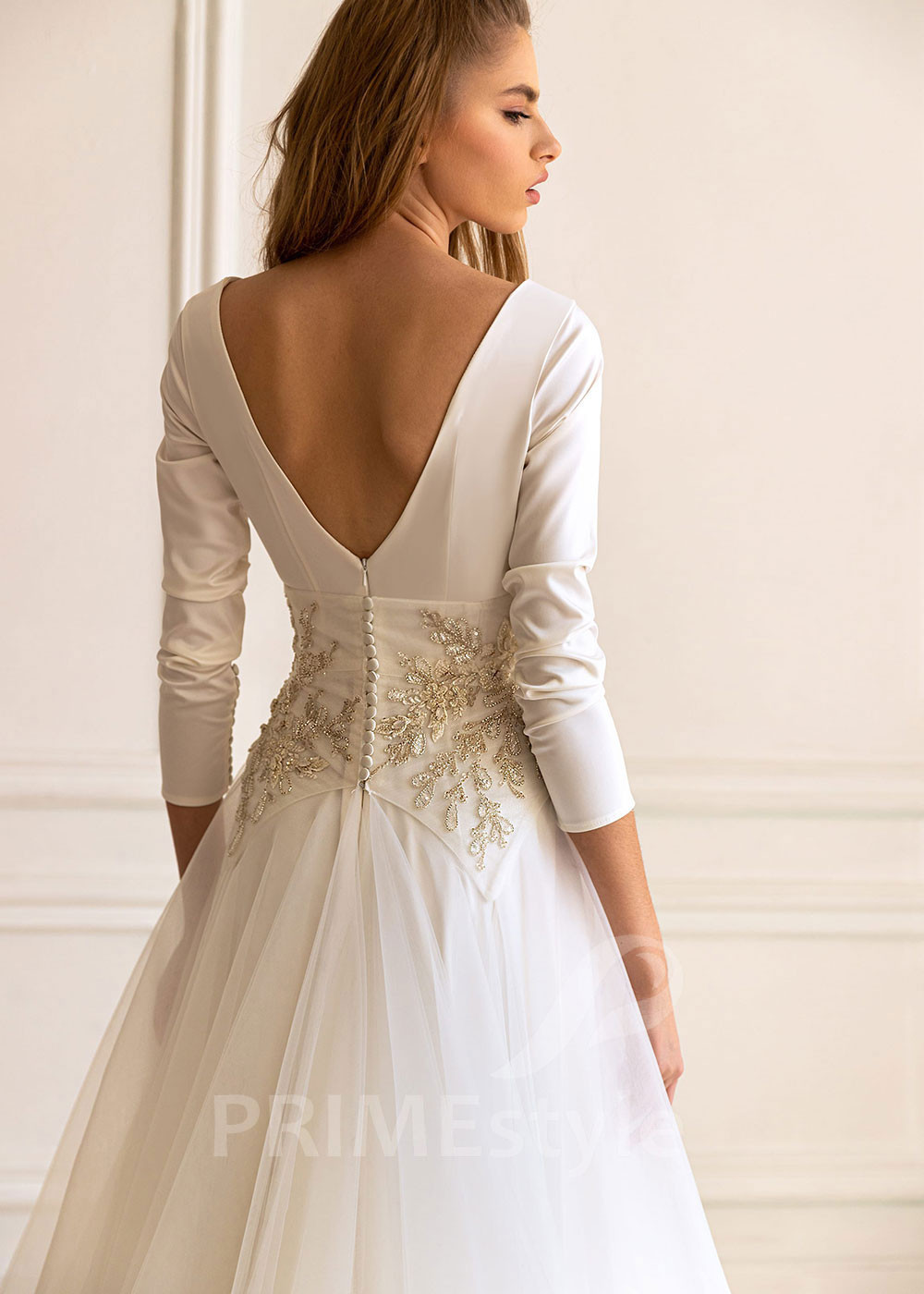 Extravagantné minimalistické svadobné šaty BS055