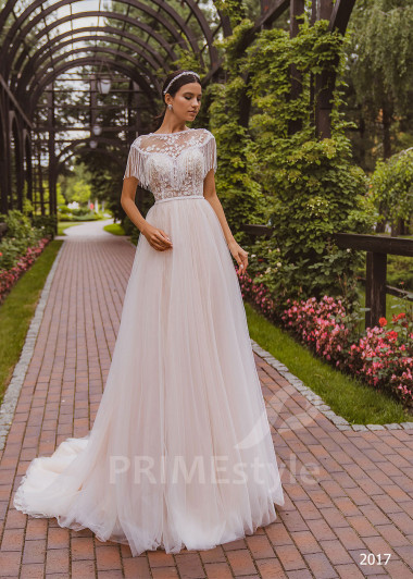 Extravagantné čipkované svadobné šaty RC2017