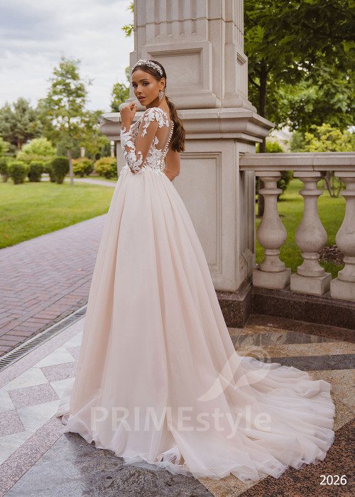 Luxusné čipkované svadobné šaty RC2026