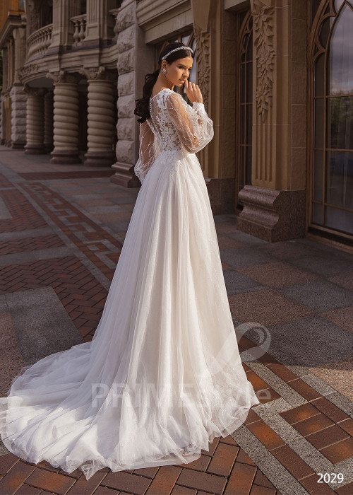 Extravagantné tylové svadobné šaty RC2029