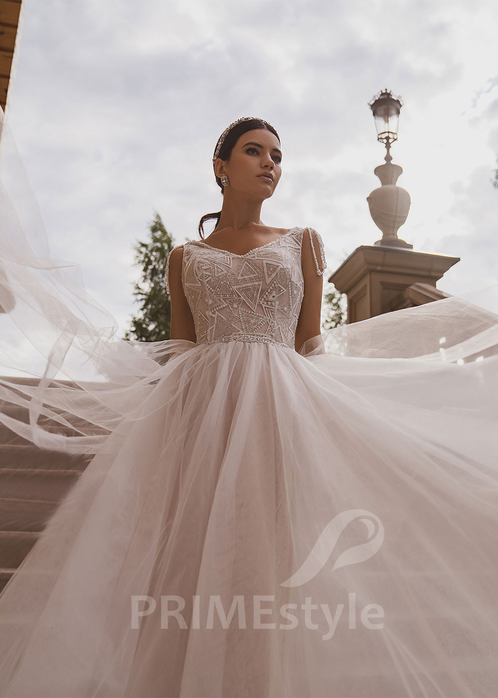 Extravagantné tylové svadobné šaty RC2034